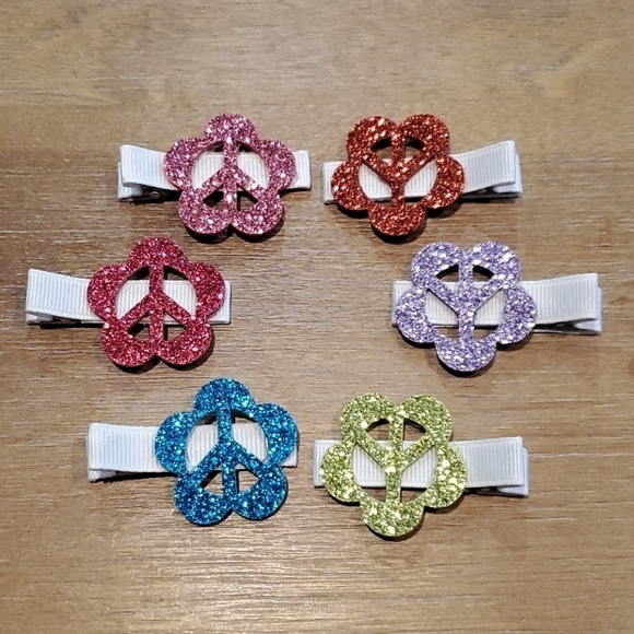 NWT Peace Glitter Hair Clippies - Picture 1 of 8